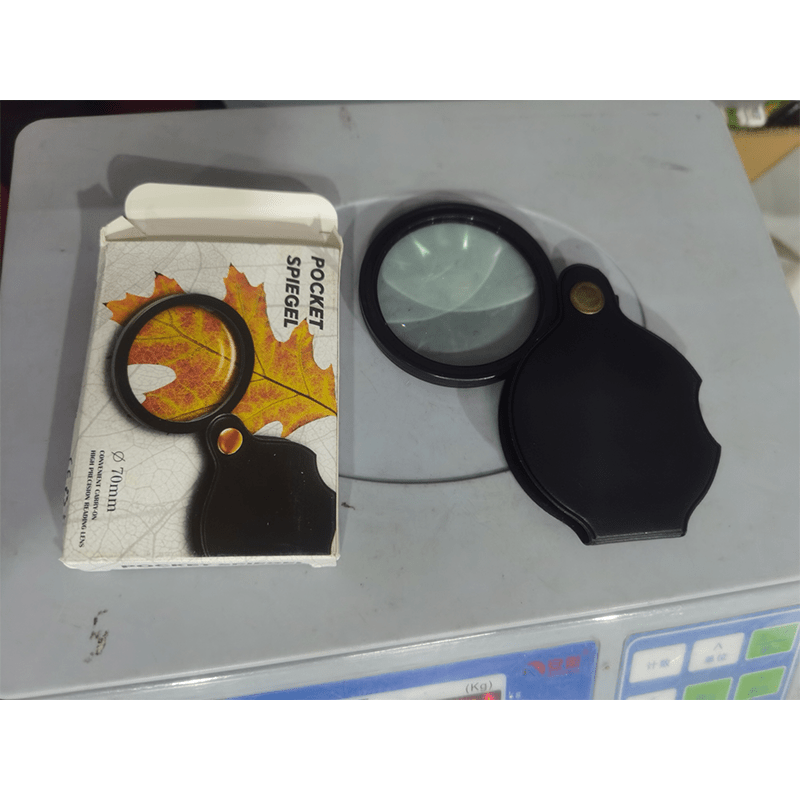 15X Pocket Magnifier Folding Case Product Image 01