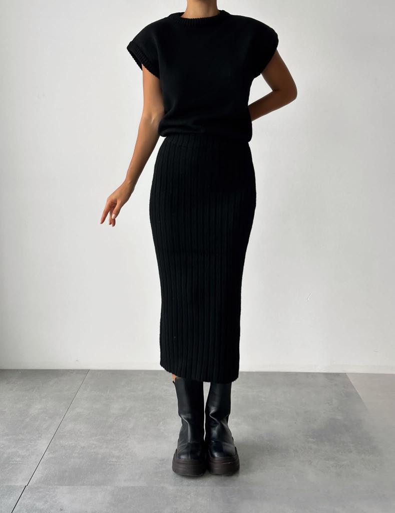 Everly Ribbed Knit Two Piece Skirt Set Product Image 04
