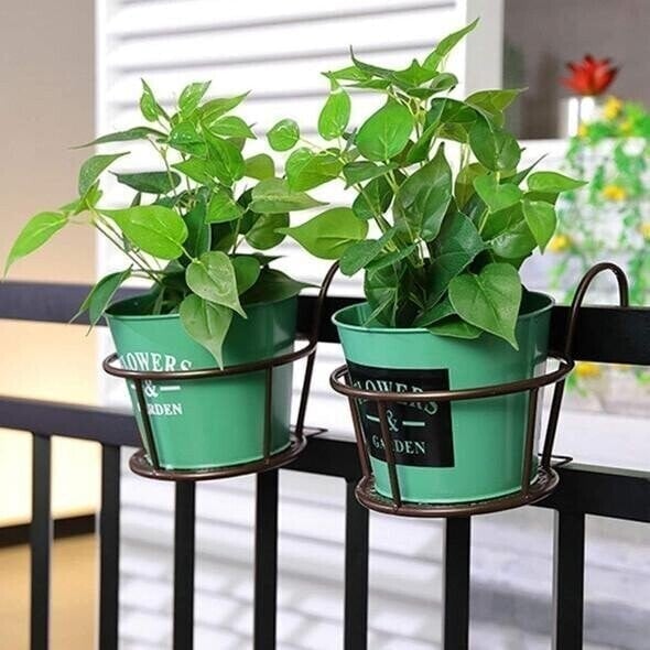 Hook On Metal Plant Stand Product Image 09