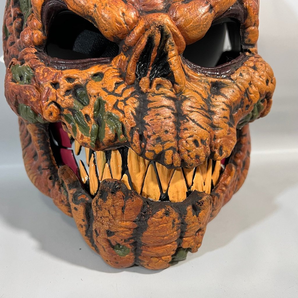 Mischief Pumpkin Motion Halloween Mask Product Image 05
