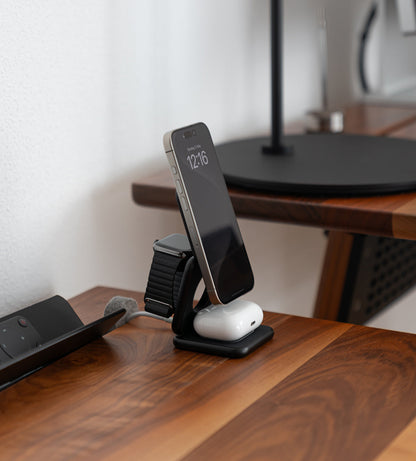 Novacharge Magnetic Wireless Charging Stand Product Image 05