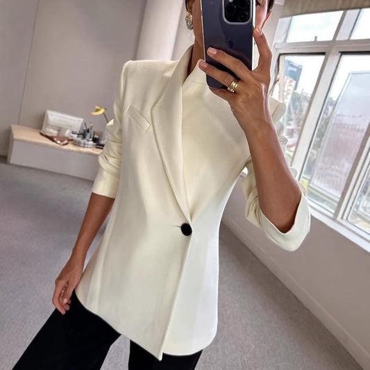 Serena Relaxed Notched Collar Blazer Product Image 01