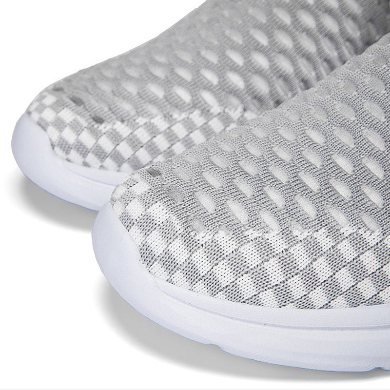 Strideair Mesh Clogs Convertible Strap Product Image 06