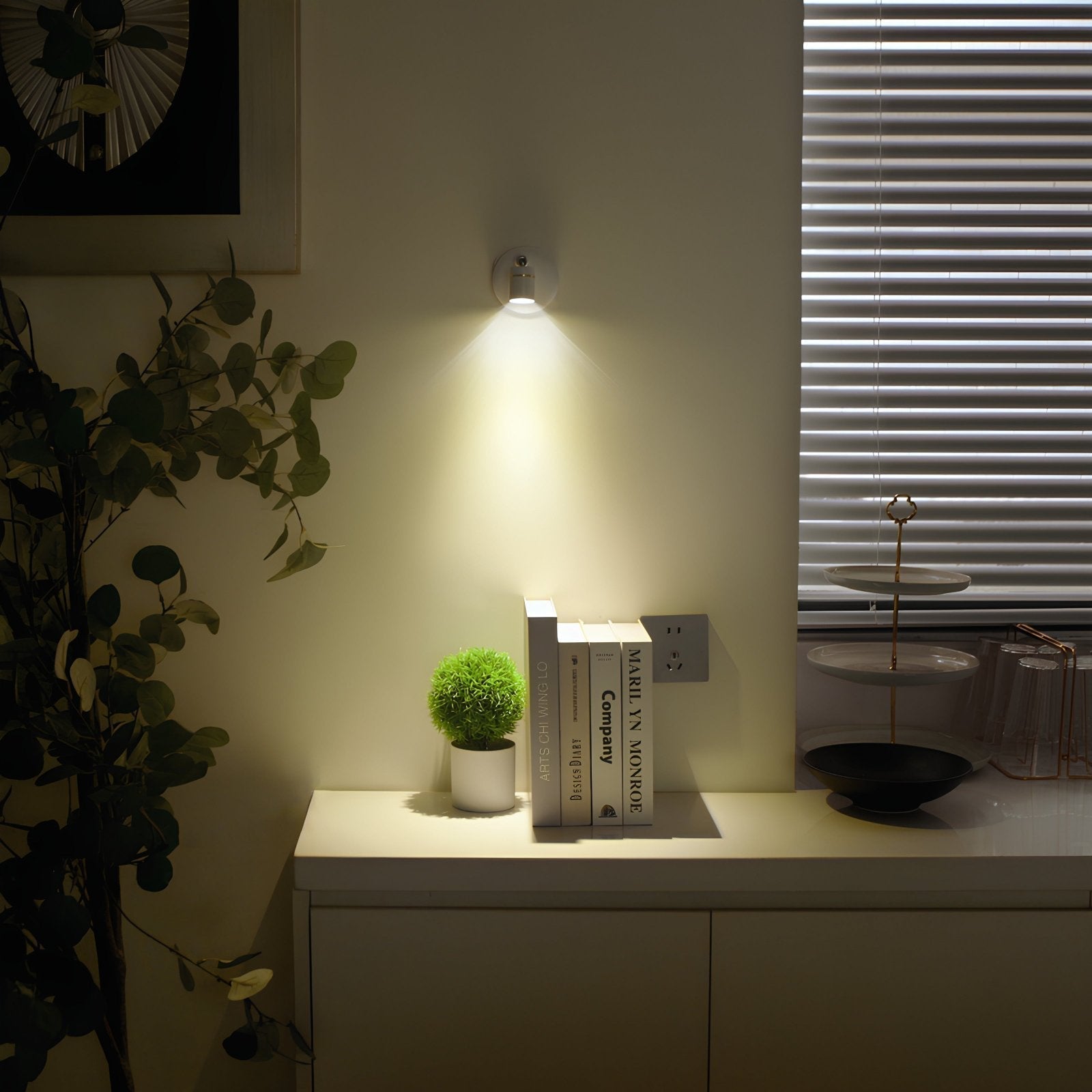 Wall Glow Accent Light Remote Timer Product Image 03